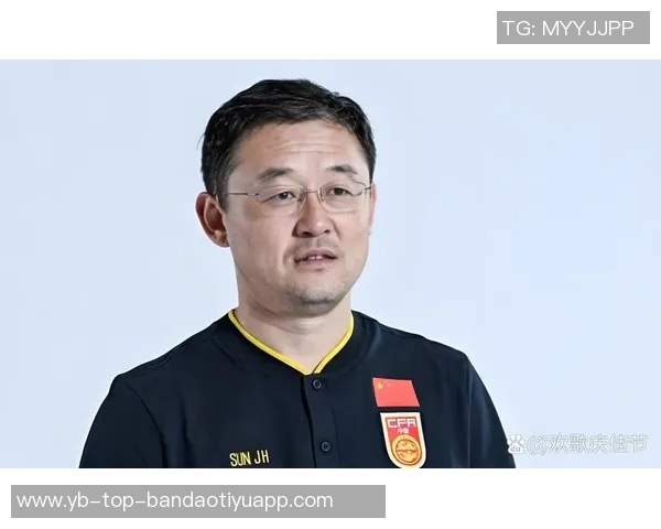 三名中超本土主教练报名竞选国足主帅展现新希望